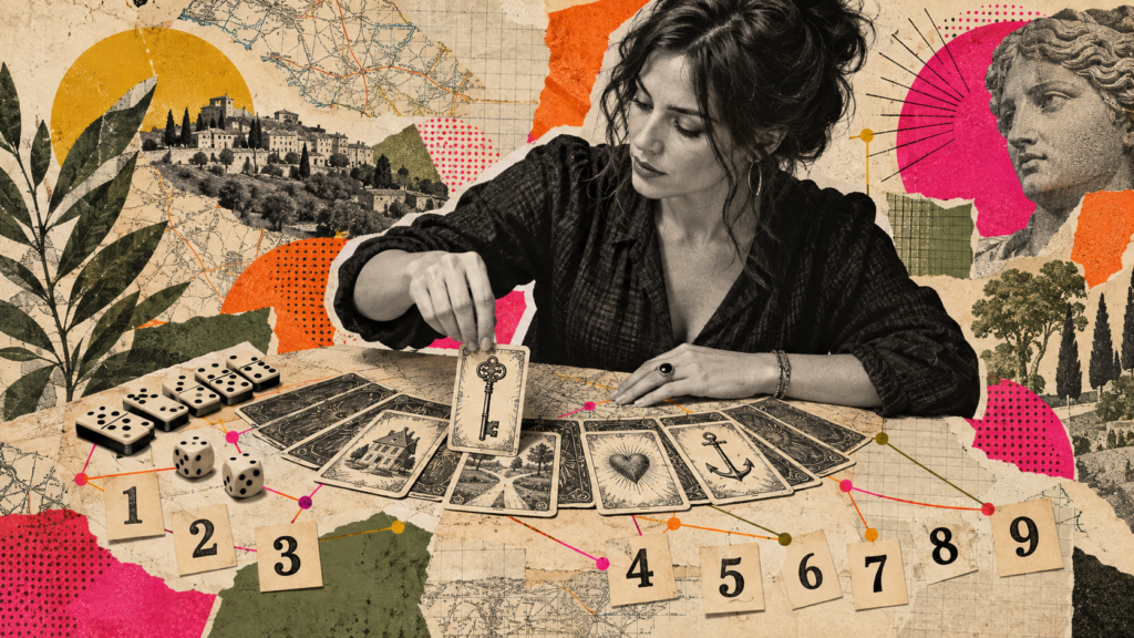 Femme tirant une carte parmi un jeu étalé, entourée de dominos, de dés et de chiffres symbolisant la guidance intuitive et la numérologie